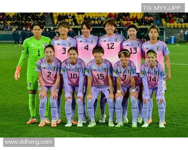 杭州足球队与重庆足球队赛后复盘团队协作分析与战术探讨