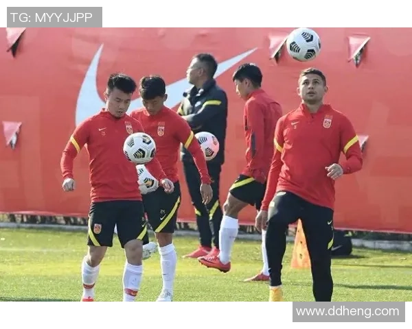 足球明星在赛季中狂轰18球展现超凡实力引发球迷热议