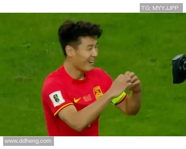 足球明星自拍照大揭秘:他们私下的真实面貌与生活点滴分享 足球明星自拍照大揭秘:他们私下的真实面貌与生活点滴分享